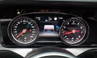 Mercedes-Benz E-Class 2019, 97077 км, за 20500000 KRW - фото 8