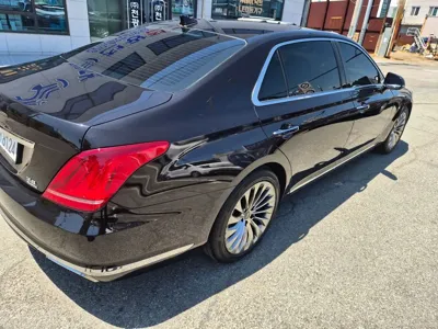 Genesis EQ900 2018, 135500 км, за 16300000 KRW