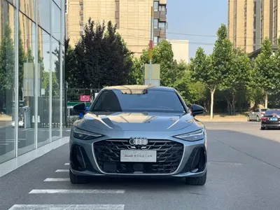 Audi A6L 2026, 2800 км, за 366000 CNY