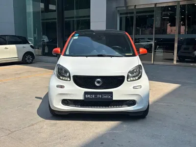 Smart Smart Fortwo 2016, 101000 км, за 33800 CNY