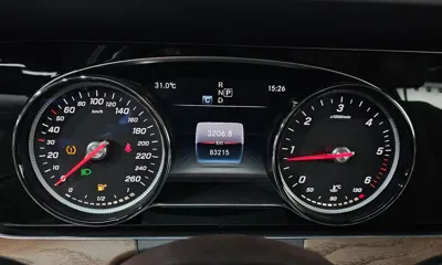 Mercedes-Benz E-Class 2018, 83215 км, за 23000000 KRW - фото 8