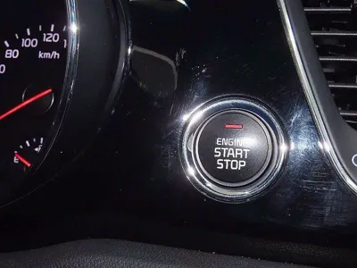 Kia Canival 2017, 182536 км, за 9500000 KRW - фото 14