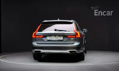 Volvo V90 2018, 134782 км, за 22400000 KRW