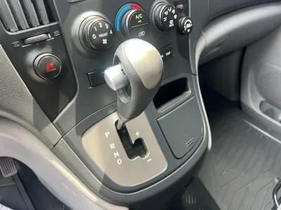 Hyundai Starex 2015, 69547 км, за 12500000 KRW - фото 9