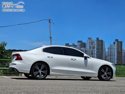 Volvo S60 2020, 111265 км, за 19900000 KRW