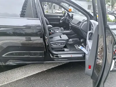 Audi Q5L 2026, 3000 км, за 223200 CNY - фото 9