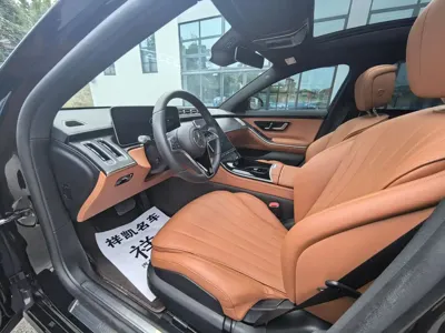 Mercedes-Benz S-Class 2023, 27000 км, за 588800 CNY