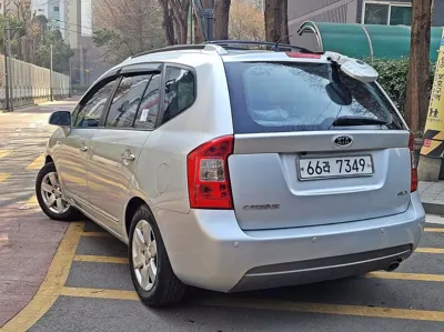 Kia Carens 2007, 128892 км, за 2800000 KRW