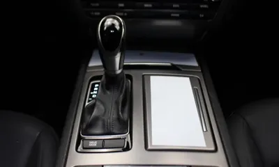 Hyundai Genesis 2014, 56599 км, за 12500000 KRW - фото 9