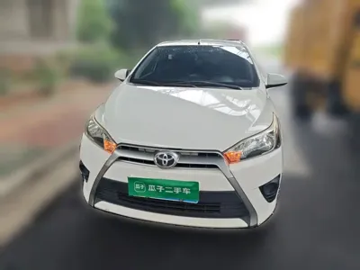 Toyota Yaris L · 2015 год