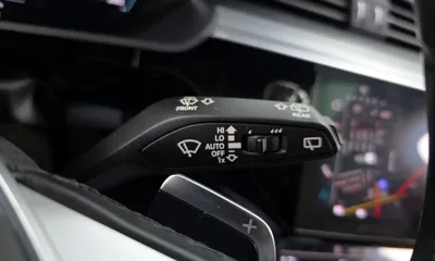 Audi e-tron 2022, 141243 км, за 39900000 KRW - фото 31