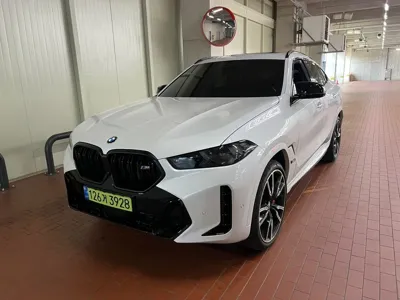 BMW X6 2025, 4325 км, за 125000000 KRW
