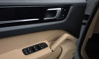 Porsche Cayenne 2021, 23659 км, за 90500000 KRW - фото 25