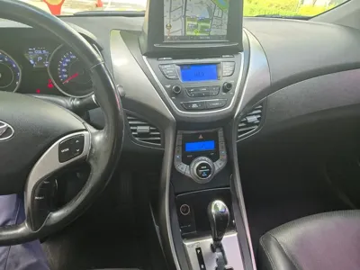 Hyundai Avante 2014, 105617 км, за 5100000 KRW - фото 8