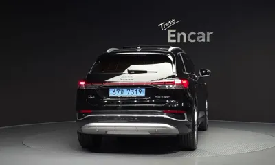 Audi Q4 e-tron 2026, 5403 км, за 99990000 KRW - фото 4