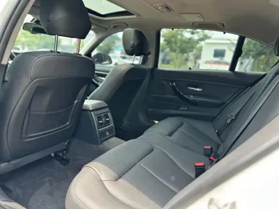 BMW 3 Series 2017, 84000 км, за 79800 CNY - фото 10
