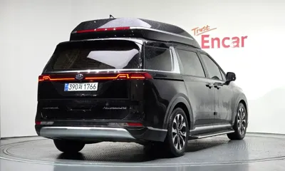 Kia Canival 2021, 76314 км, за 29690000 KRW