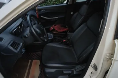 Ford Escort 2019, 22700 км, за 34256.11 CNY - фото 15