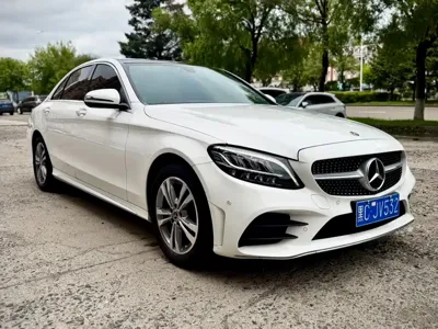Mercedes-Benz C-Class 2021, 14000 км, за 173800 CNY