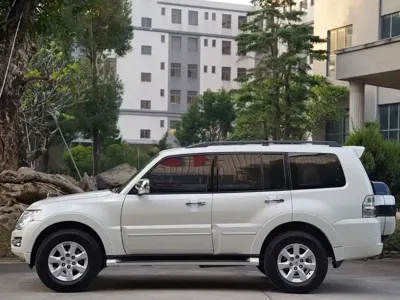 Mitsubishi Pajero (Import) 2020, 165200 км, за 99800 CNY - фото 6
