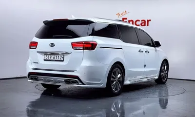 Kia Canival 2018, 80123 км, за 15990000 KRW - фото 2