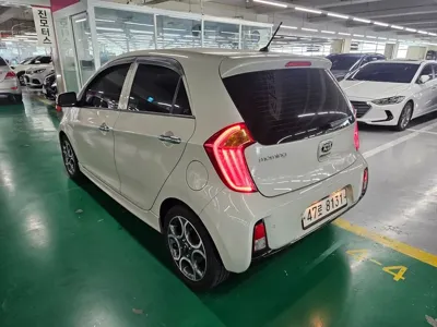 Kia Morning 2016, 90437 км, за 5990000 KRW
