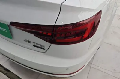 Audi A4L 2018, 135400 км, за 87444.65 CNY - фото 20