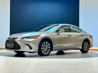 Lexus ES · 2024 год