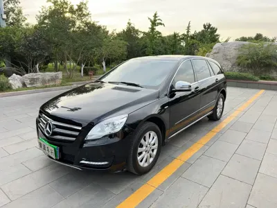 Mercedes-Benz R-Class 2017, 131800 км, за 99800 CNY