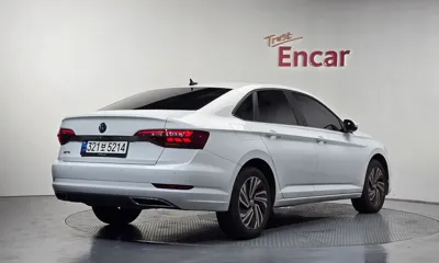Volkswagen Jetta 2021, 49300 км, за 29700000 KRW