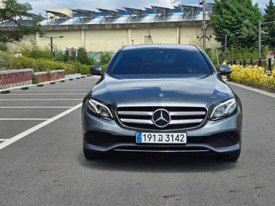 Mercedes-Benz E-Class · 2019 год