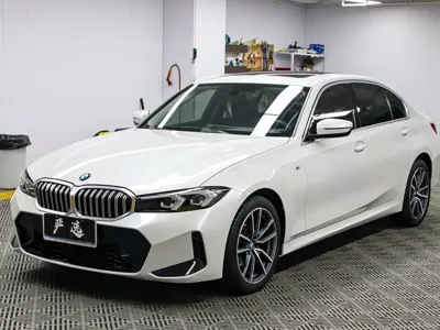BMW 3 Series 2023, 57000 км, за 32215.5 USD - фото 1
