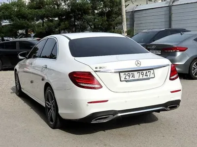 Mercedes-Benz E-Class 2019, 165181 км, за 19500000 KRW