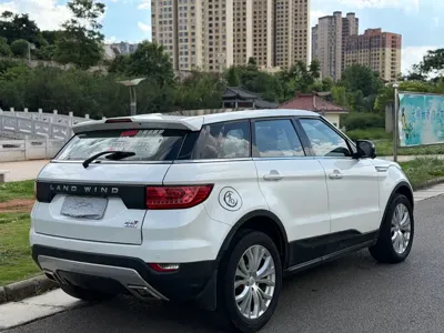 Landwind Landwind X7 2016, 60000 км, за 18800 CNY