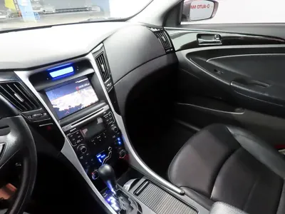 Hyundai Sonata 2011, 101788 км, за 3800000 KRW - фото 11