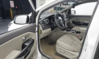 Kia Canival 2018, 41231 км, за 18900000 KRW - фото 10
