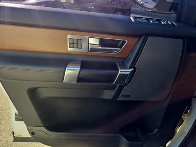 Land Rover Discovery 2016, 176177 км, за 15500000 KRW - фото 18