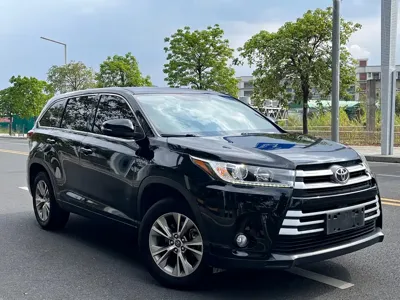 Toyota Highlander 2019, 89000 км, за 99800 CNY
