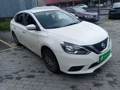 Nissan Sylphy 2021, 110200 км, за 35000 CNY