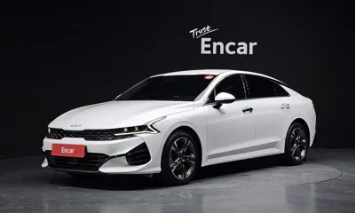 Kia K5 · 2023 год