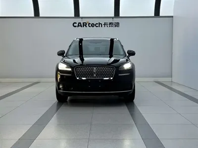Lincoln Corsair 2022, 57500 км, за 115000 CNY