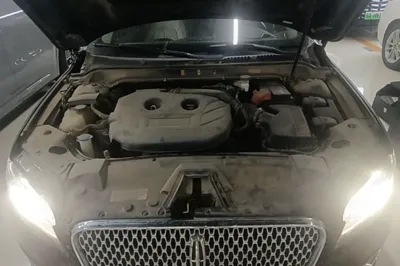 Lincoln MKZ 2018, 82300 км, за 69570.42 CNY - фото 23