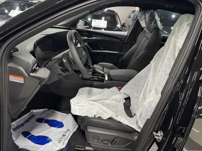 Audi Q5 2025, 20 км, за 87000000 KRW - фото 7