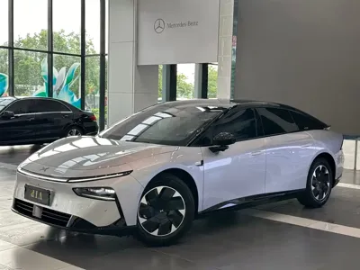 Xpeng P7+ · 2025 год