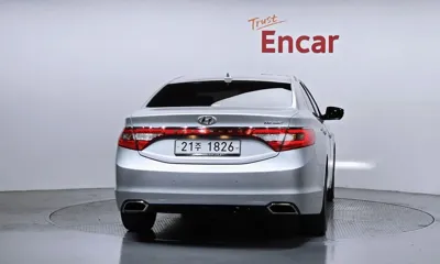 Hyundai Grandeur 2017, 71770 км, за 11000000 KRW