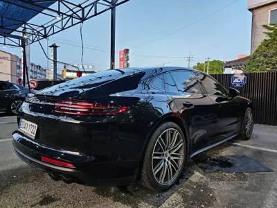 Porsche Panamera 2018, 68500 км, за 68000000 KRW