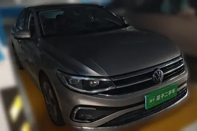 Volkswagen Bora 2023, 84400 км, за 66992.73 CNY