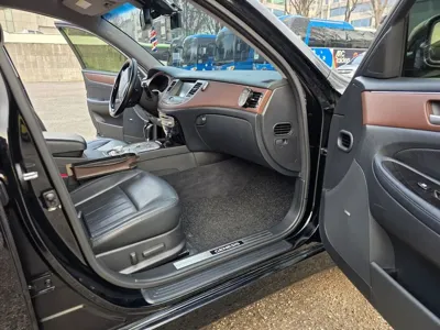 Hyundai Genesis 2013, 140717 км, за 6900000 KRW - фото 9