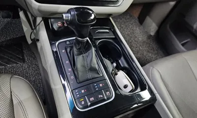 Kia Canival 2015, 167337 км, за 8990000 KRW - фото 9