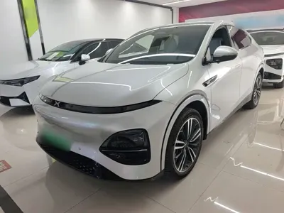 Xpeng G6 · 2023 год